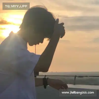 邹京曼